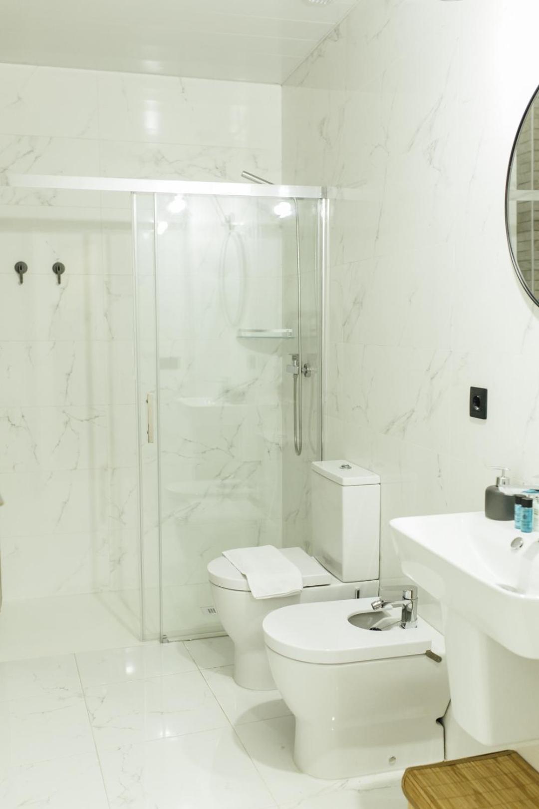 Modern With Seasonal Swimming Pool- 1Bd 1Bth- Goyeneta Apartman Sevilla Kültér fotó