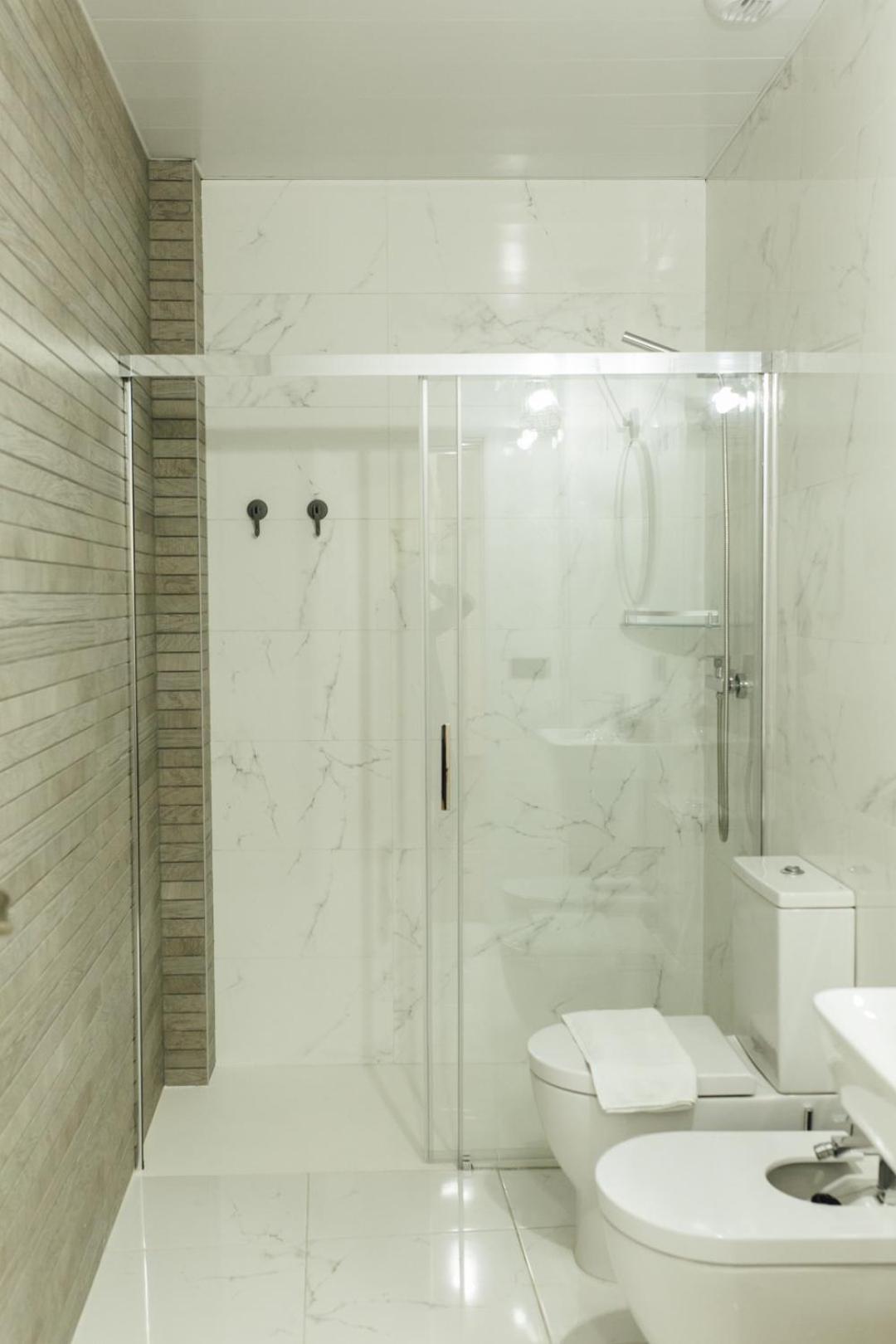 Modern With Seasonal Swimming Pool- 1Bd 1Bth- Goyeneta Apartman Sevilla Kültér fotó